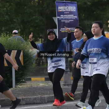 Runner Photo 3473785
