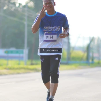 Runner Photo 3473798