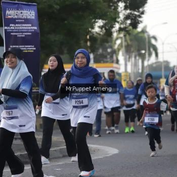 Runner Photo 3473820