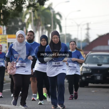 Runner Photo 3473840