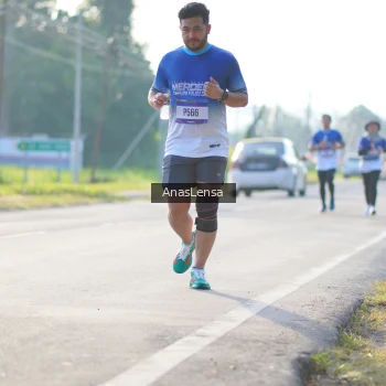 Runner Photo 3473850