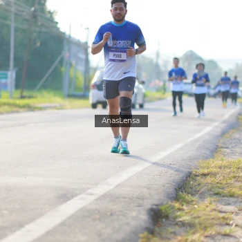 Runner Photo 3473865