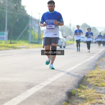 Runner Photo 3473867