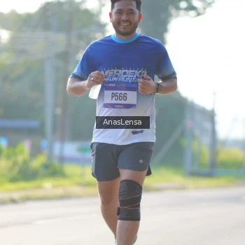 Runner Photo 3473891