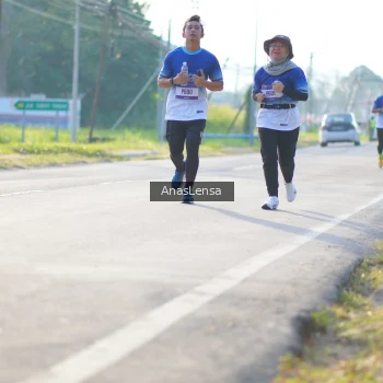 Runner Photo 3473894