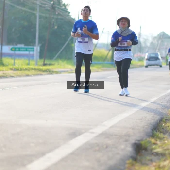 Runner Photo 3473896