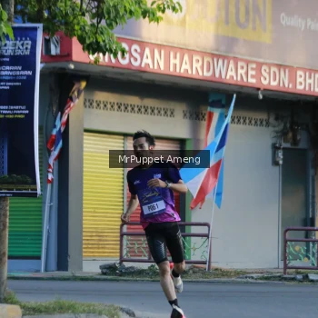 Runner Photo 3473915