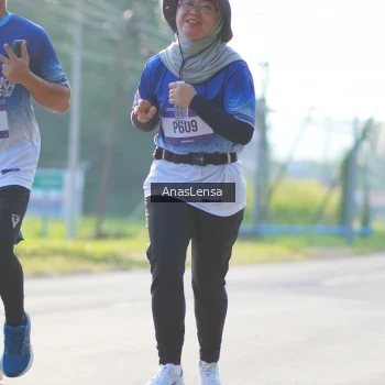 Runner Photo 3473924