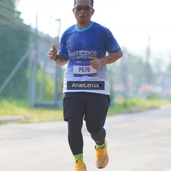 Runner Photo 3473938