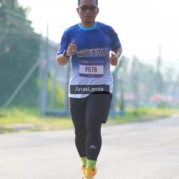 Runner Photo 3473976