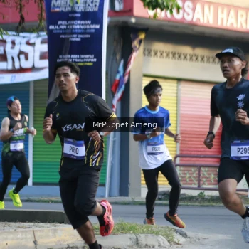 Runner Photo 3474002