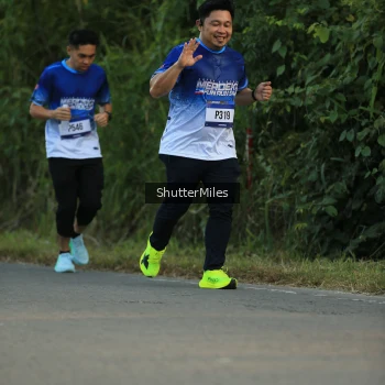 Runner Photo 3474023