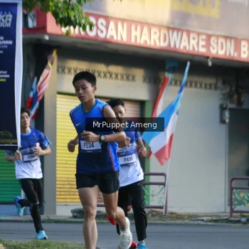 Runner Photo 3474045