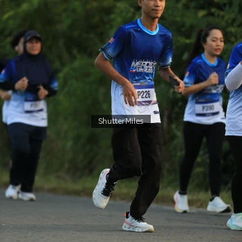 Runner Photo 3474081