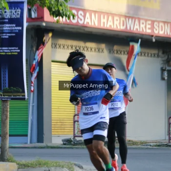 Runner Photo 3474115