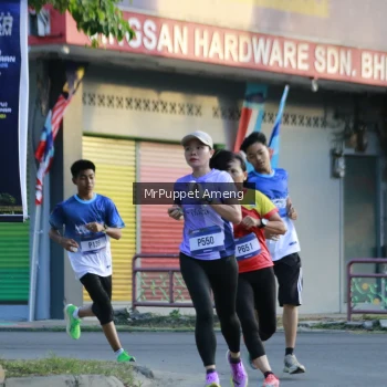 Runner Photo 3474130