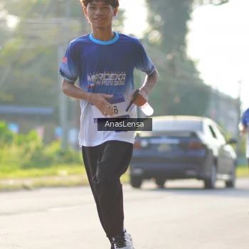 Runner Photo 3474137