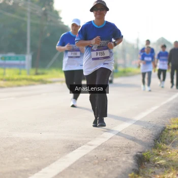 Runner Photo 3474139