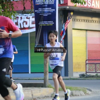 Runner Photo 3474143