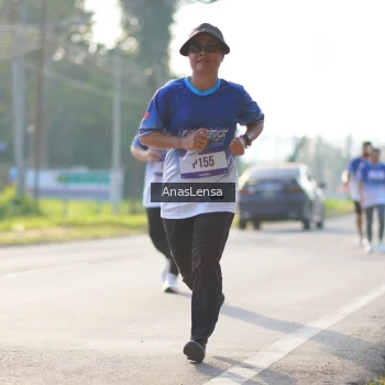 Runner Photo 3474149