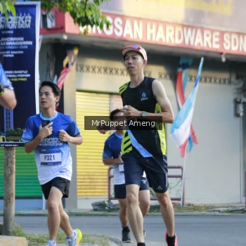Runner Photo 3474186