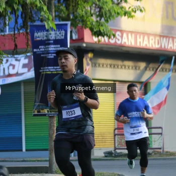 Runner Photo 3474257