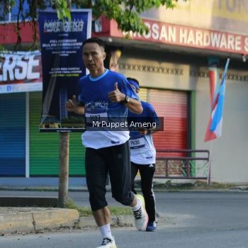 Runner Photo 3474281