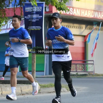 Runner Photo 3474284