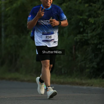 Runner Photo 3474330