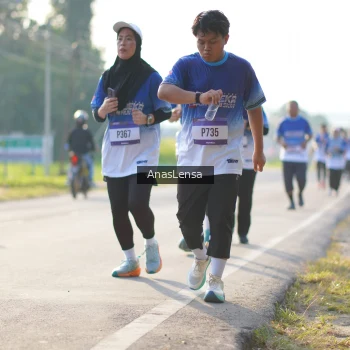 Runner Photo 3474340