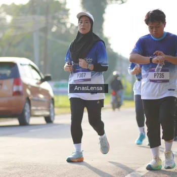 Runner Photo 3474362