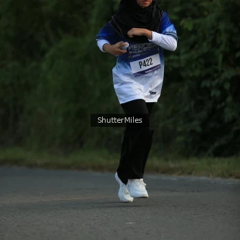 Runner Photo 3474376