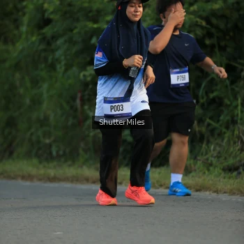 Runner Photo 3474393