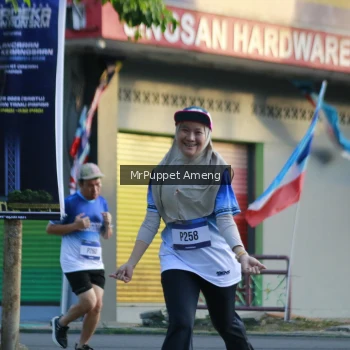 Runner Photo 3474404
