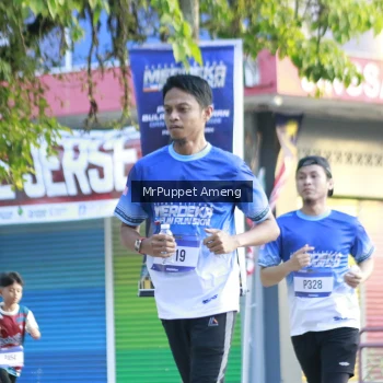 Runner Photo 3474423