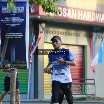 Runner Photo 3474426