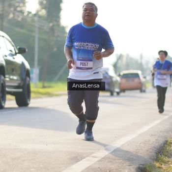 Runner Photo 3474484