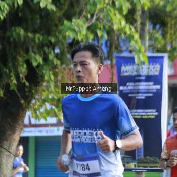 Runner Photo 3474572