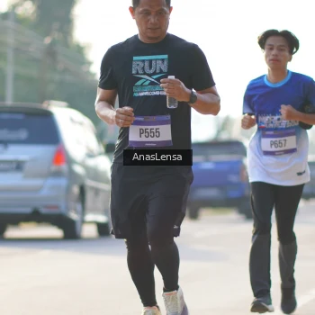 Runner Photo 3474639