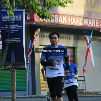 Runner Photo 3474650