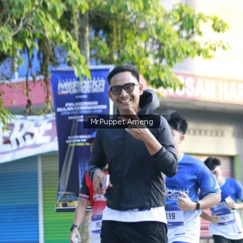 Runner Photo 3474653