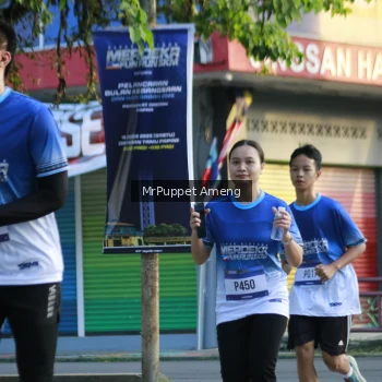 Runner Photo 3474657