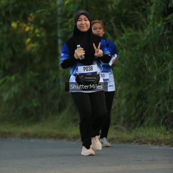 Runner Photo 3474659