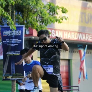 Runner Photo 3474663