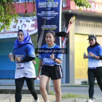 Runner Photo 3474673