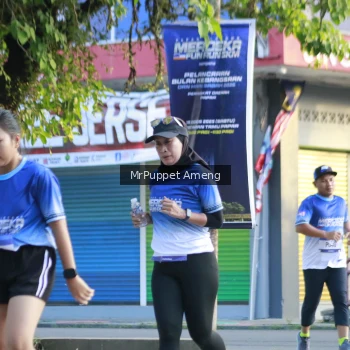 Runner Photo 3474674