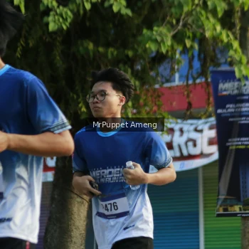 Runner Photo 3474689