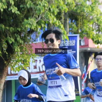 Runner Photo 3474690