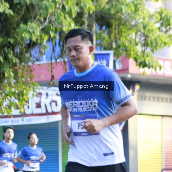 Runner Photo 3474702