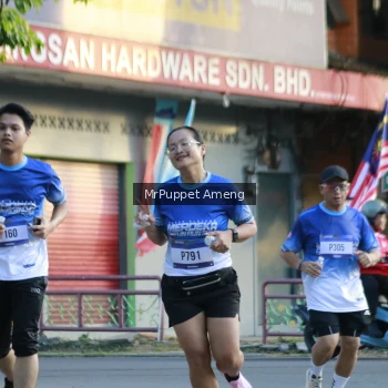 Runner Photo 3474708